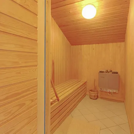 Semesterbostad Three-bedroom Holiday In *